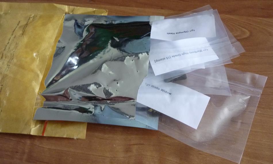 2017-11-6-955drogy marihuana.JPG